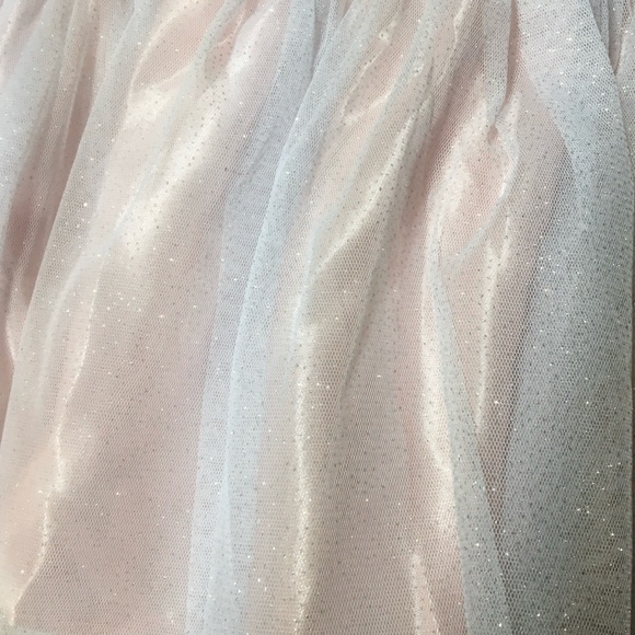 Elegant Pink and White Baby Dress with Rhinestone Detail - Picture 6 of 7